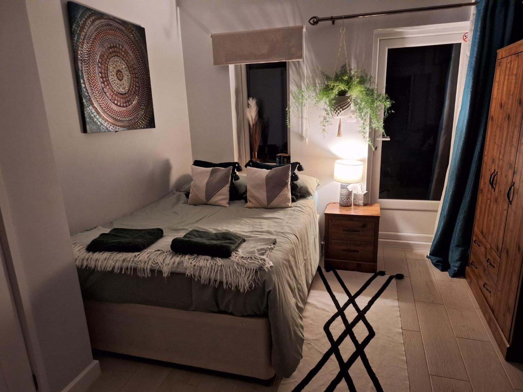 New, Stylish Studio Flat With Private Patio And Free On-Street Parking Check Out At 11Am Bournemouth Kültér fotó